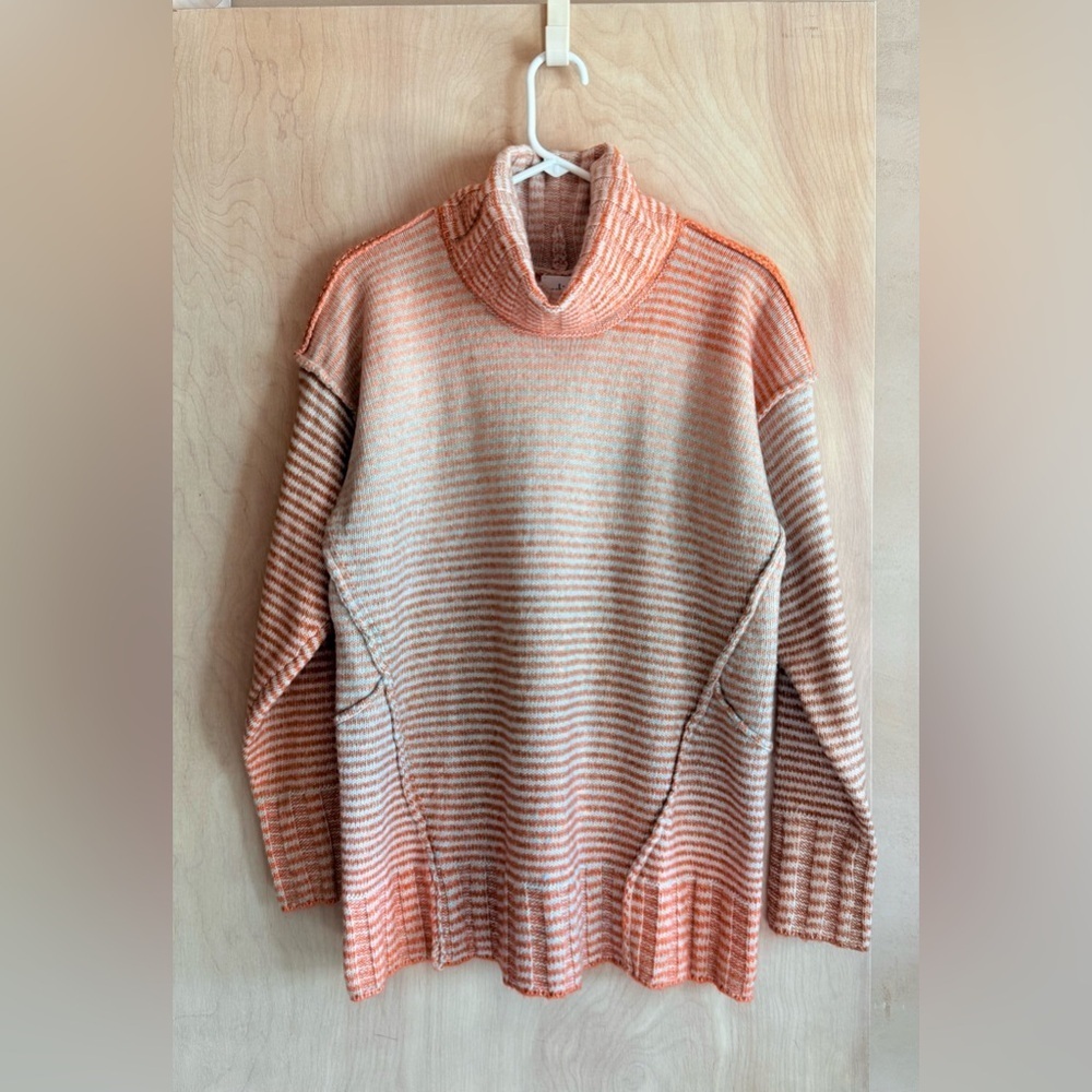 CAbi Ombré Stripe Turtleneck Sweater Orange Blue Cream Women’s M